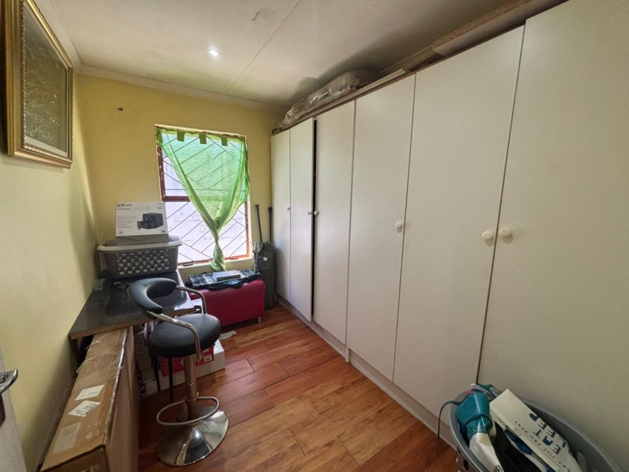 To Let 3 Bedroom Property for Rent in Rondevlei Park Western Cape